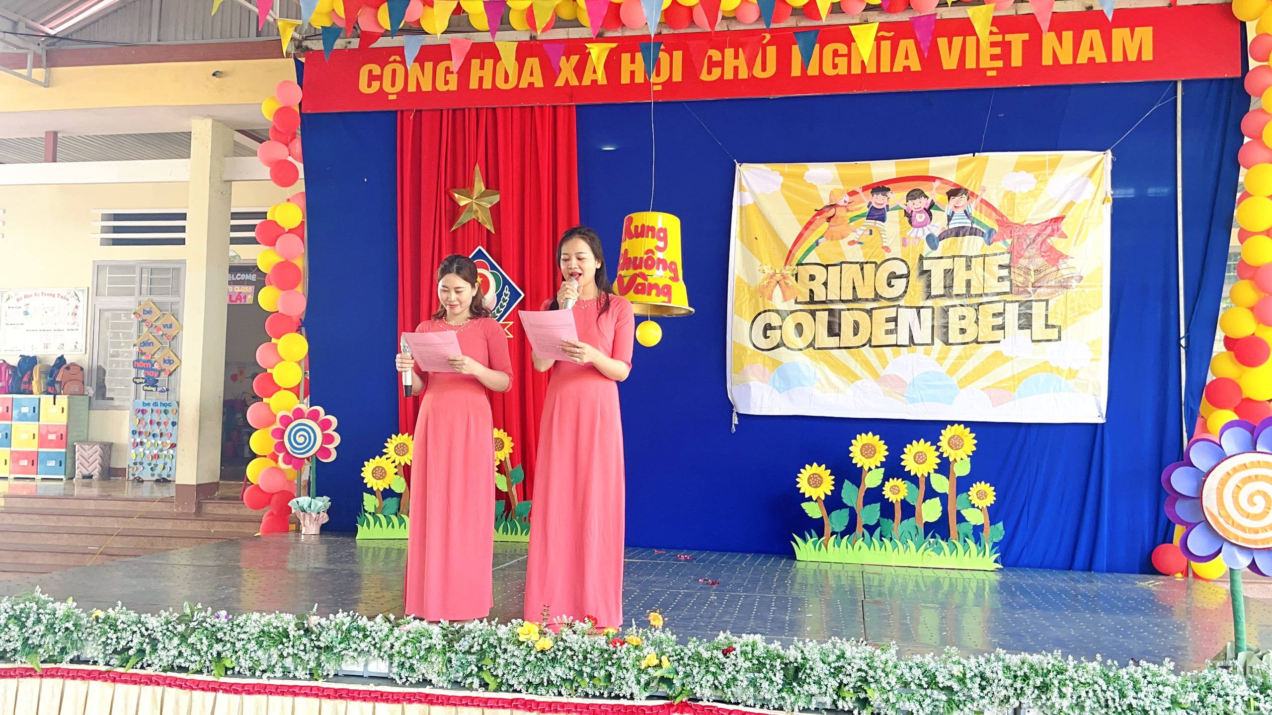 MC giới thiệu chương trình